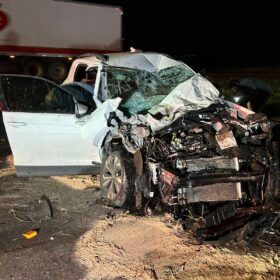 Moça que foi ejetada de veículo em acidente na rodovia BR-376, em Maringá morre no hospital Foto 3 Fotos de Moça que foi ejetada de veículo em acidente na rodovia BR-376, em Maringá morre no hospital