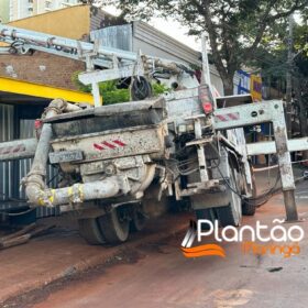 Operário fica soterrado após barranco desmoronar em obra em Maringá Foto 13 Fotos de Operário fica soterrado após barranco desmoronar em obra em Maringá