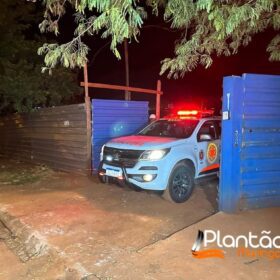 Trabalhador é resgatado após ficar com pé preso em caminhão betoneira em Maringá Foto 2 Fotos de Trabalhador é resgatado após ficar com pé preso em caminhão betoneira em Maringá