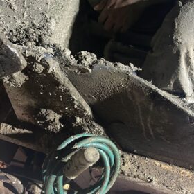 Trabalhador é resgatado após ficar com pé preso em caminhão betoneira em Maringá Foto 11 Fotos de Trabalhador é resgatado após ficar com pé preso em caminhão betoneira em Maringá