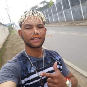 Vítimas que morreram em acidente em Sarandi são identificadas Foto 2 Fotos de Vítimas que morreram em acidente em Sarandi são identificadas