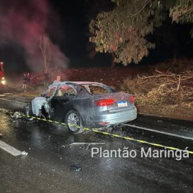 Carro explode após batida e motorista morre carbonizado em Maringá Foto 6 Fotos de Carro explode após batida e motorista morre carbonizado em Maringá