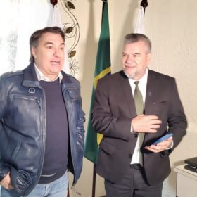 Delegado Jacovós e Deputado Giacobo promovem reunião regional do PL em Apucarana Foto 4 Fotos de Delegado Jacovós e Deputado Giacobo promovem reunião regional do PL em Apucarana