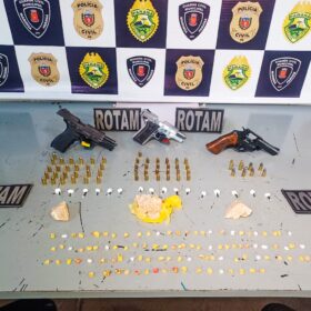 Irmãos gêmeos são presos com drogas e armas em Maringá Foto 2 Fotos de Irmãos gêmeos são presos com drogas e armas em Maringá