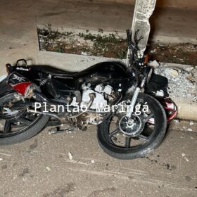Moça de 27 anos é intubada após bater moto contra poste em Maringá Foto 11 Fotos de Moça de 27 anos é intubada após bater moto contra poste em Maringá