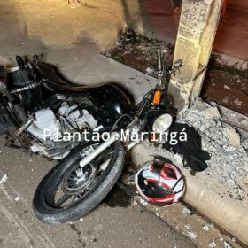 Morre no hospital moça que bateu moto contra poste em Maringá Foto 16 Fotos de Morre no hospital moça que bateu moto contra poste em Maringá
