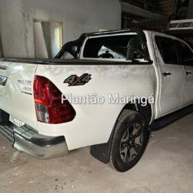 Caminhonete roubada em Maringá é encontrada em barracão na cidade de Sarandi Foto 3 Fotos de Caminhonete roubada em Maringá é encontrada em barracão na cidade de Sarandi