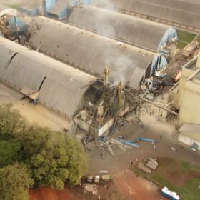 Explosão deixa vários mortos dentro de cooperativa no Paraná Foto 4 Fotos de Explosão deixa vários mortos dentro de cooperativa no Paraná