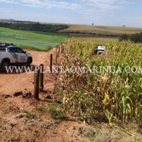Fotos de Homem é encontrado morto com marcas de tiros dentro de carro na zona rural