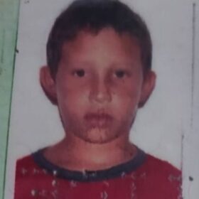 Homem é executado com 14 tiros no interior da residência Foto 14 Fotos de Homem é executado com 14 tiros no interior da residência