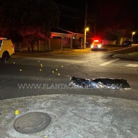 Homem é executado com 15 tiros na Vila Morangueira em Maringá Foto 1 Fotos de Homem é executado com 15 tiros na Vila Morangueira em Maringá