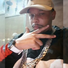 Fotos de Homem é preso após atirar contra a ex-esposa e a filha de 7 anos, em Maringá