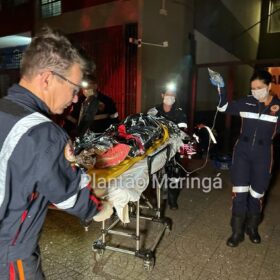 Homem é socorrido em estado grave após ser esfaqueado no centro de Maringá Foto 7 Fotos de Homem é socorrido em estado grave após ser esfaqueado no centro de Maringá