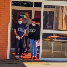 Homem que jogou carro em barranco para matar namorada e o filho dela é condenado em Sarandi Foto 5 Fotos de Homem que jogou carro em barranco para matar namorada e o filho dela é condenado em Sarandi