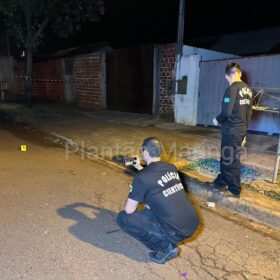 Jovem é encontrado morto com tiro no peito, em Maringá Foto 11 Fotos de Jovem é encontrado morto com tiro no peito, em Maringá