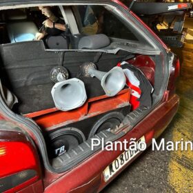Jovens são presos com arma e carro com placas adulteradas em Maringá Foto 2 Fotos de Jovens são presos com arma e carro com placas adulteradas em Maringá