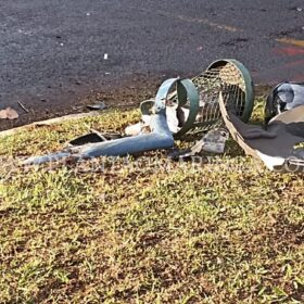 Motorista avança preferencial, deixa motociclista em estado gravíssimo e foge sem prestar socorro em Maringá Foto 4 Fotos de Motorista avança preferencial, deixa motociclista em estado gravíssimo e foge sem prestar socorro em Maringá