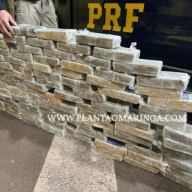 Polícia Rodoviária Federal apreende mais de 15 milhões em cocaína na região de Maringá Foto 9 Fotos de Polícia Rodoviária Federal apreende mais de 15 milhões em cocaína na região de Maringá