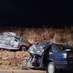 Três pessoas morreram e uma criança de 11 anos sofreu ferimentos graves após acidente na região de Maringá Foto 3 Fotos de Três pessoas morreram e uma criança de 11 anos sofreu ferimentos graves após acidente na região de Maringá