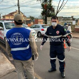 VÍDEO: Motociclista sofre ferimentos após acidente impressionante em Sarandi Foto 6 Fotos de VÍDEO: Motociclista sofre ferimentos após acidente impressionante em Sarandi