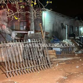 Após comemorar o aniversário do irmão, jovem tem casa invadida e é executado a tiros em Sarandi Foto 10 Fotos de Após comemorar o aniversário do irmão, jovem tem casa invadida e é executado a tiros em Sarandi