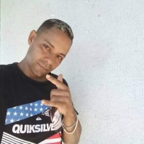 Ex-morador de Sarandi é executado com mais de 27 tiros em Maringá Foto 22 Fotos de Ex-morador de Sarandi é executado com mais de 27 tiros em Maringá