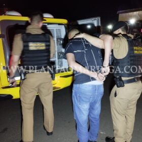 Homem armado abandona carro e namorada ao tentar fugir de Blitz em Maringá Foto 2 Fotos de Homem armado abandona carro e namorada ao tentar fugir de Blitz em Maringá