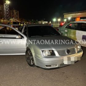 Homem armado abandona carro e namorada ao tentar fugir de Blitz em Maringá Foto 12 Fotos de Homem armado abandona carro e namorada ao tentar fugir de Blitz em Maringá