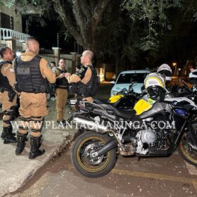 Homem com sinais de embriaguez é preso após provocar dois acidentes, em Maringá Foto 11 Fotos de Homem com sinais de embriaguez é preso após provocar dois acidentes, em Maringá