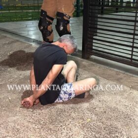 Homem com sinais de embriaguez é preso após provocar dois acidentes, em Maringá Foto 8 Fotos de Homem com sinais de embriaguez é preso após provocar dois acidentes, em Maringá