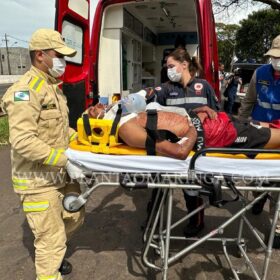 Homem é intubado após ser esfaqueado em Maringá Foto 4 Fotos de Homem é intubado após ser esfaqueado em Maringá