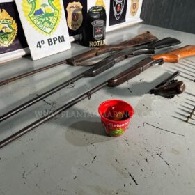 Homem é preso pela Rotam com quatro armas de fogo em Maringá Foto 10 Fotos de Homem é preso pela Rotam com quatro armas de fogo em Maringá