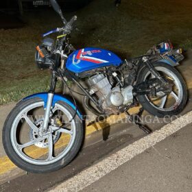 Jovem morre após bater moto na lateral de caminhão em Maringá Foto 12 Fotos de Jovem morre após bater moto na lateral de caminhão em Maringá