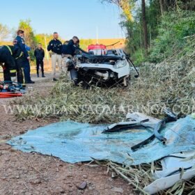 Moradora de Maringá morre após carro capotar e cair em ribanceira em Marialva Foto 7 Fotos de Moradora de Maringá morre após carro capotar e cair em ribanceira em Marialva