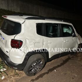 Motorista bate em barranco capota carro em Maringá e foge do local Foto 5 Fotos de Motorista bate em barranco capota carro em Maringá e foge do local