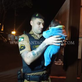 Recém-nascido engasga com leite materno e é salvo por Policial Militar em Sarandi Foto 4 Fotos de Recém-nascido engasga com leite materno e é salvo por Policial Militar em Sarandi