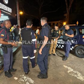 Adolescente de 17 anos é executado com vários tiros em Maringá Foto 5 Fotos de Adolescente de 17 anos é executado com vários tiros em Maringá
