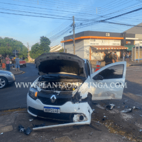 Câmera registra motorista avançando preferencial e causando grave acidente em Maringá Foto 3 Fotos de Câmera registra motorista avançando preferencial e causando grave acidente em Maringá