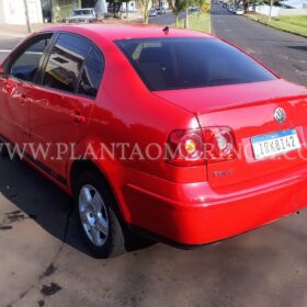 Flagrante - Motociclista sofre ferimentos graves após batida contra carro em Maringá Foto 4 Fotos de Flagrante - Motociclista sofre ferimentos graves após batida contra carro em Maringá
