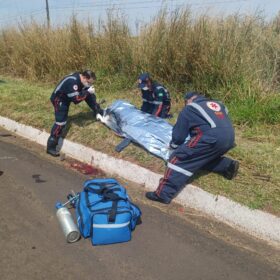Condutor é ejetado e morre durante capotamento em Maringá Foto 4 Fotos de Condutor é ejetado e morre durante capotamento em Maringá