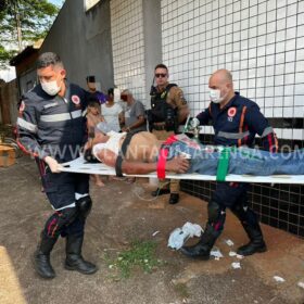 Homem é esfaqueado pela esposa após se recusar ir ao bar em Maringá Foto 8 Fotos de Homem é esfaqueado pela esposa após se recusar ir ao bar em Maringá