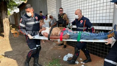 Fotos de Homem é esfaqueado pela esposa após se recusar ir ao bar em Maringá