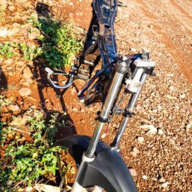 Moto furtada é encontrada depenada na Zona Rural de Maringá Foto 5 Fotos de Moto furtada é encontrada depenada na Zona Rural de Maringá