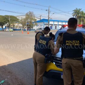 Motociclista morre após ter cabeça esmagada durante colisão em Maringá Foto 4 Fotos de Motociclista morre após ter cabeça esmagada durante colisão em Maringá