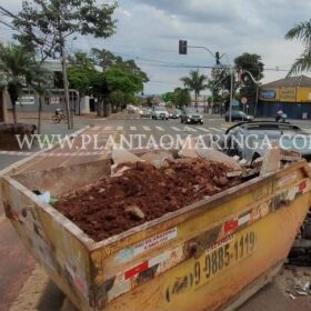 Motorista fica ferido após carro bater em contêiner de entulho em Maringá Foto 7 Fotos de Motorista fica ferido após carro bater em contêiner de entulho em Maringá