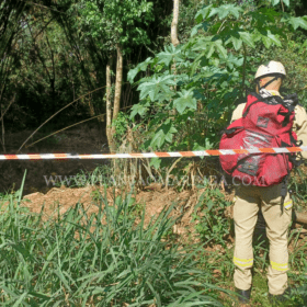 Mulher é encontrada sem cabeça e nua dentro de córrego em Maringá Foto 6 Fotos de Mulher é encontrada sem cabeça e nua dentro de córrego em Maringá