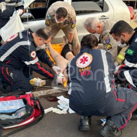 Mulher sofre parada cardíaca é intubada após grave acidente em Maringá Foto 10 Fotos de Mulher sofre parada cardíaca é intubada após grave acidente em Maringá