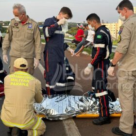 Mulher sofre parada cardíaca é intubada após grave acidente em Maringá Foto 12 Fotos de Mulher sofre parada cardíaca é intubada após grave acidente em Maringá