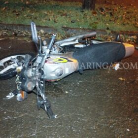 Pai e filha ficam feridos após batida entre moto e carro, em Maringá Foto 6 Fotos de Pai e filha ficam feridos após batida entre moto e carro, em Maringá