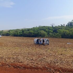 Professora que morava em Maringá morre após ser arremessada de carro que capotou Foto 8 Fotos de Professora que morava em Maringá morre após ser arremessada de carro que capotou